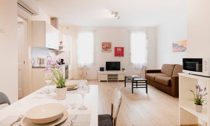 Porta Genova Apartment | 64 m² Apartment ∙ 1 bedroom ∙ 4 guests