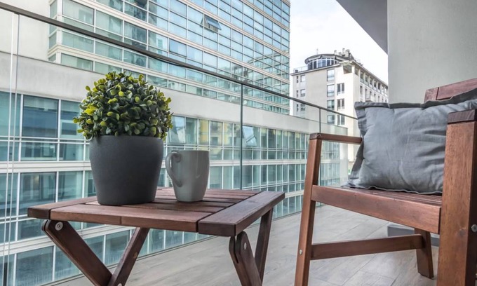 Centro Direzionale Apartment | 65 m² Apartment ∙ 1 bedroom ∙ 4 guests
