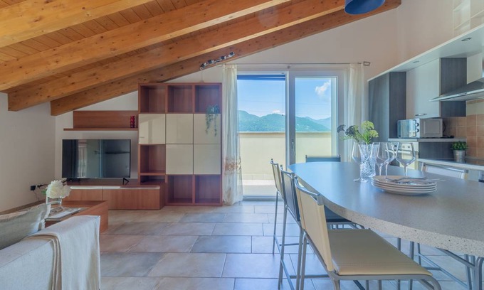 Lierna Apartment | 65 m² Apartment ∙ 2 bedrooms ∙ 5 guests