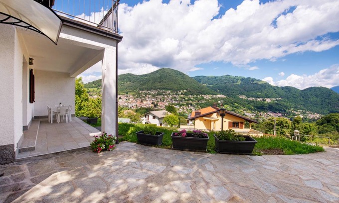 Centro Valle Intelvi House | 70 m² House ∙ 2 bedrooms ∙ 4 guests
