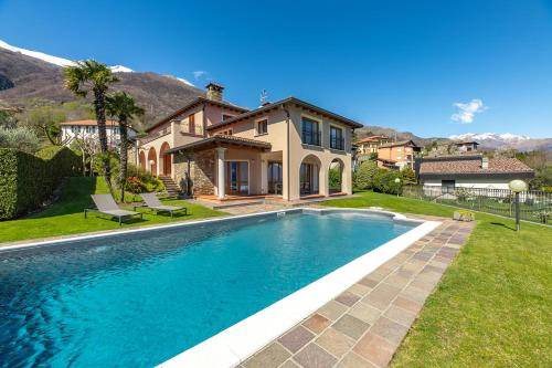 Vignola Villa | 700 m² Villa ∙ 7 bedrooms ∙ 14 guests