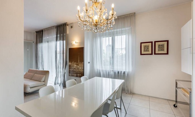 Dergano Apartment | 80 m² Apartment ∙ 2 bedrooms ∙ 5 guests