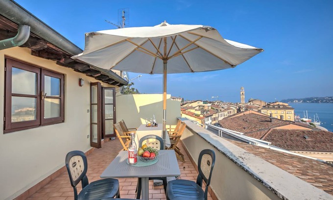 Salo Apartment | 80 m² Apartment ∙ 2 bedrooms ∙ 4 guests