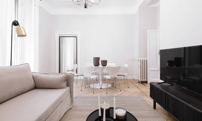 Guastalla Apartment | 89 m² Apartment ∙ 2 bedrooms ∙ 6 guests
