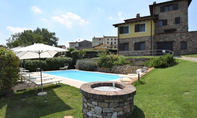 Castana House | 90 m² House ∙ 2 bedrooms ∙ 4 guests
