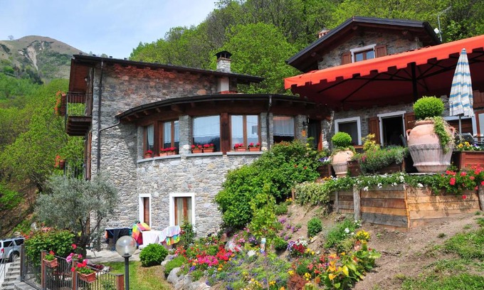 Dosso del Liro House | Agriturismo La Fonte Di Mariella