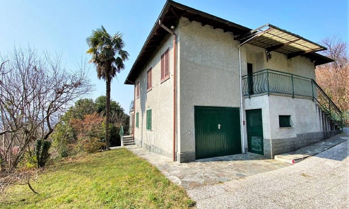 Colmegna Apartment | Apartment ∙ 2 bedrooms ∙ 4 guests