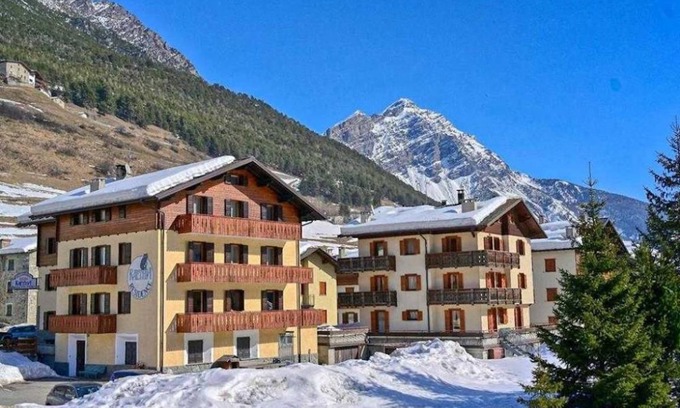 Valdidentro Apartment | Apartment ∙ 4 guests