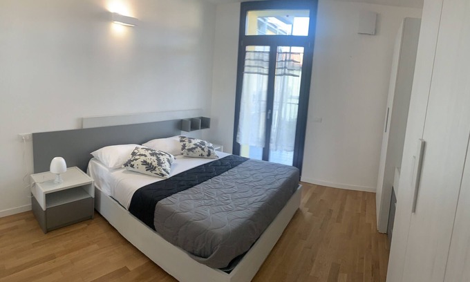 Mazzo Apartment | Apartment 'Appartamento A Rho Fiera Galeazzi' with Private Terrace, Balcony and Wi-Fi