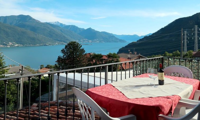 Stazzona Apartment | Apartment La Trave (SZZ217) in Stazzona Germasino - 6 persons, 2 bedrooms