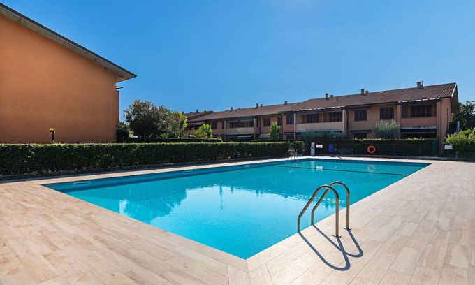 Colombare Apartment | Artemisia B2/16 Apartment by Wonderful Italy
