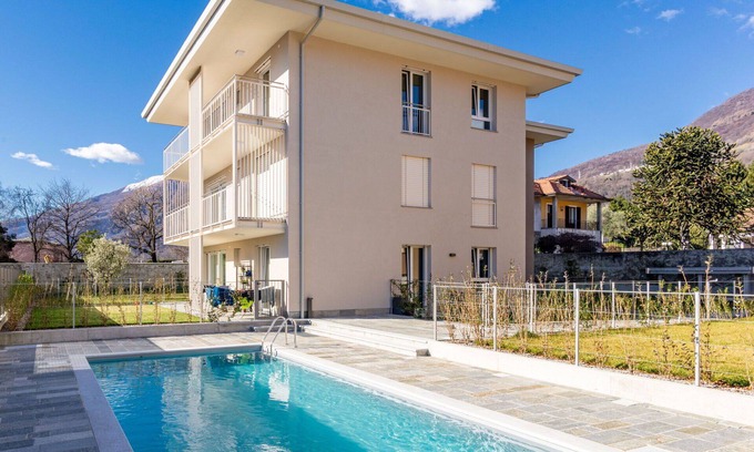 Consiglio di Rumo Apartment | Beautiful apartment for 4 guests with WIFI, pool, A/C, TV and balcony