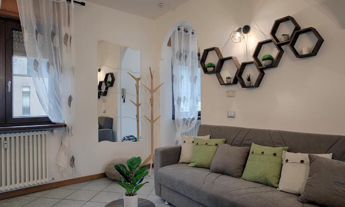 Madonna di Tirano Apartment | BNBERNINA EXPRESS Dietro al Trenino Rosso