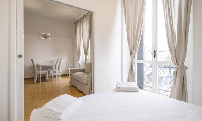Magenta Apartment | Cadorna Apartments