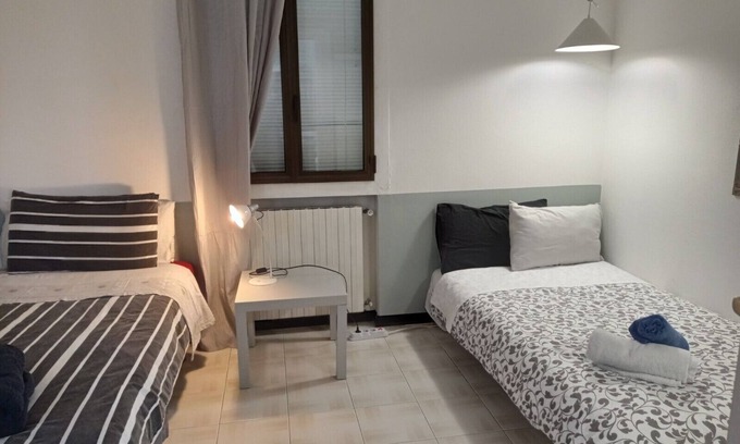 Villaggio degli Sposi Apartment | CASA DORI 6 beds, kitchen, 2 bathrooms, terrace. Great location, also for companies