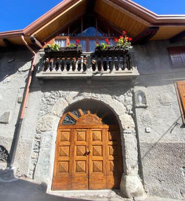 Borno House | Casa nel centro storico di Borno