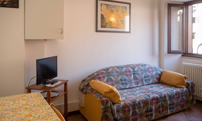Domaso Apartment | Casa Scotti 12, one bedroom apartment, 2nd floor
