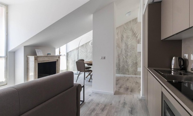 Guastalla Apartment | Commenda 35 B