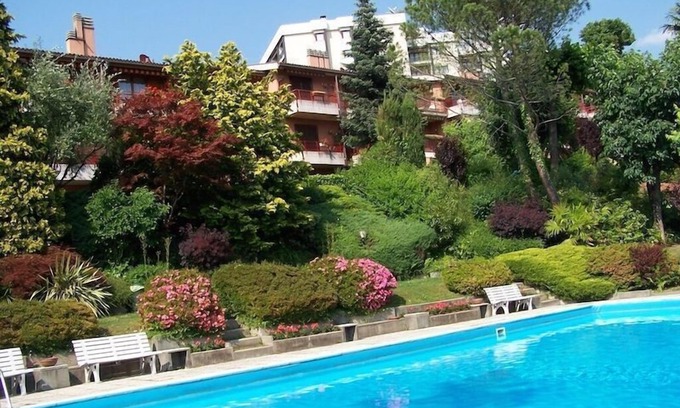 Luino Apartment | Cordelia 5 apartment with lake view and pool
