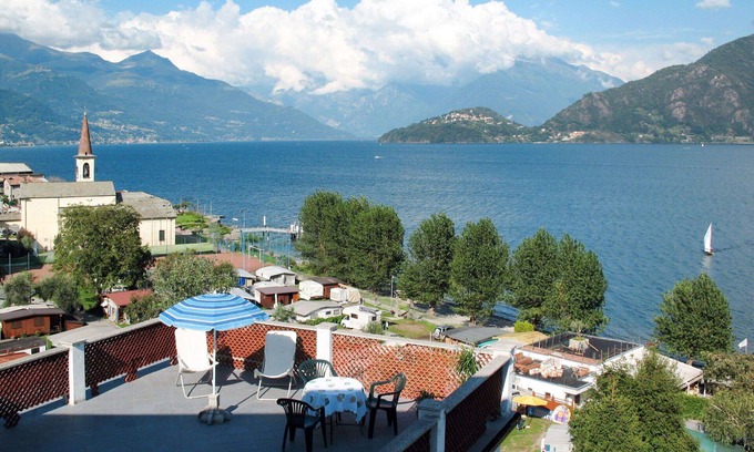 Calozzo Apartment | Cosy apartment for 6 people with TV and terrace