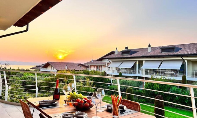 Colombare Apartment | Da Vinci Sirmione
