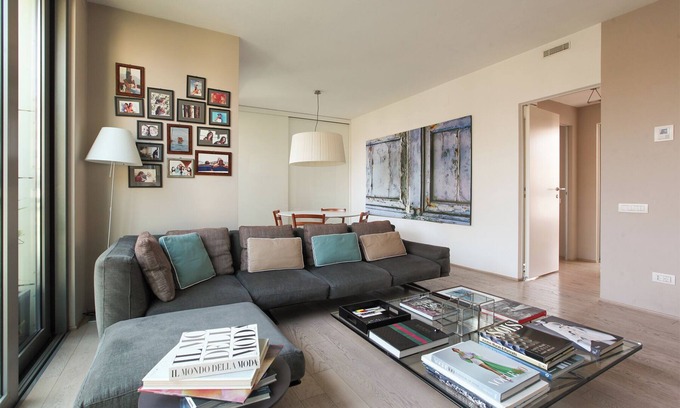Chinatown Apartment | Exclusive apartment with two rooms and terrace