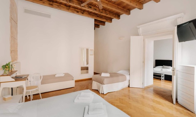 Borgo San Leonardo Hostel | Family interconnected suite