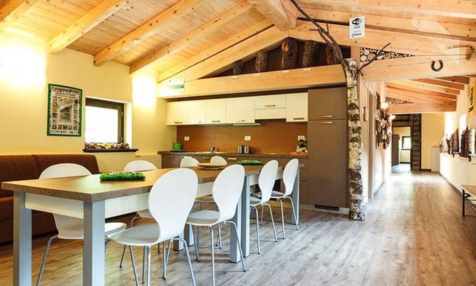 Paisco Loveno Hostel | Foresteria Giardino