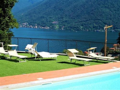 Argegno Apartment | Green & Lake Home