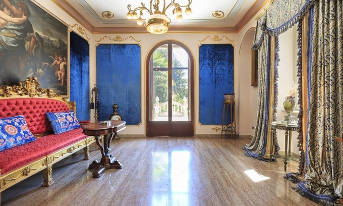 Dizzasco Villa | Historic villa on Lake Como (Villa Gina)
