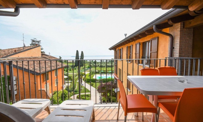Moniga del Garda Apartment | Holiday apartment Moniga del Garda for 1 - 6 persons with 2 bedrooms - Holiday apartment