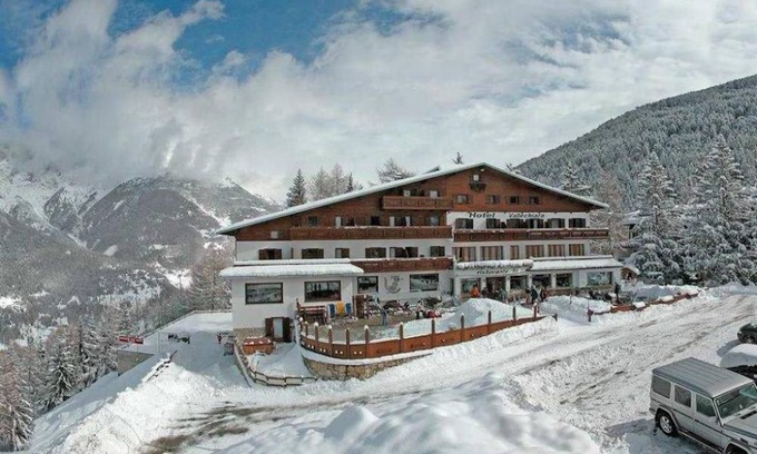 Valdisotto Hotel | Hotel ∙ 4 guests