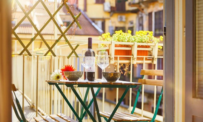 Porta Genova Apartment | House Naviglio Grande 15 minutes to duomo