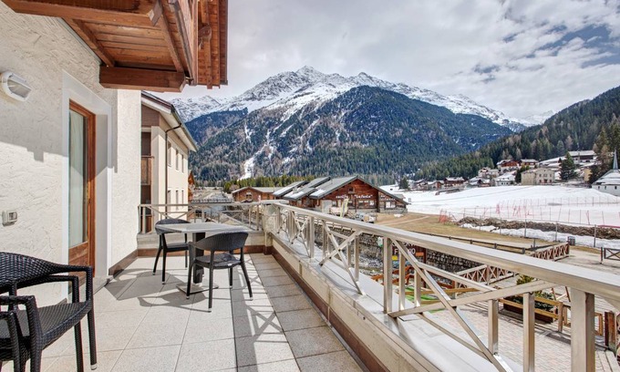 Santa Caterina Valfurva Apartment | 45 m² Apartment ∙ 1 bedroom ∙ 4 guests