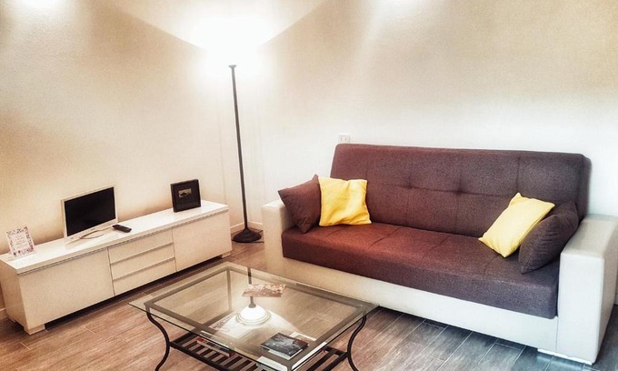 Como City Centre Apartment | La casa degli artisti