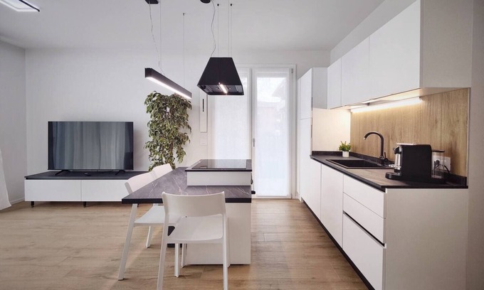 Bergamo Apartment | Longuelo Living One - Business Elegance & Hospitality