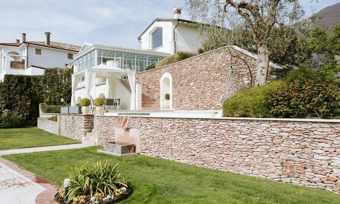 Toscolano Maderno Villa | Luxury Villa rental Lake Garda - Italy