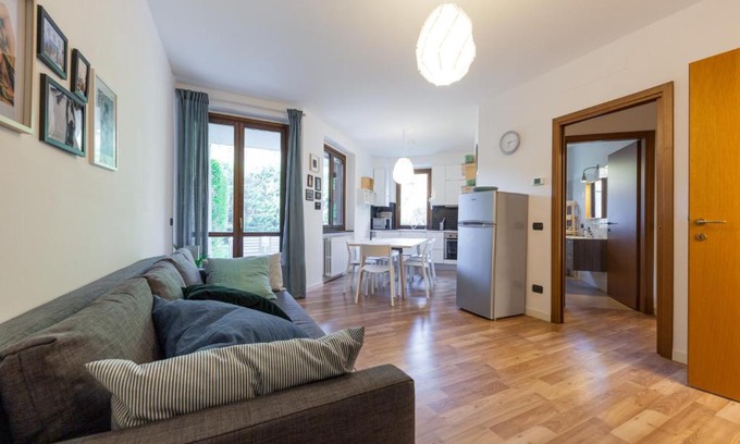 Cassina Rizzardi Apartment | monticello golf townhouse