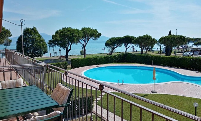 Lugana Apartment | Mosaici Sunrise - lake front apartment with beautiful view