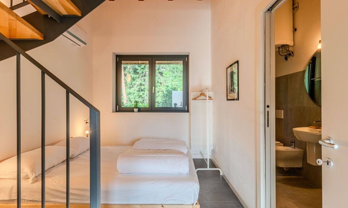 Dervio Apartment | Nice apartment for 4 guests with pool, WIFI, A/C, TV, patio and panoramic view