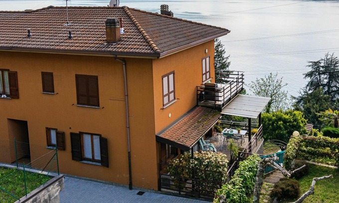 Fiumelatte Apartment | Nice apartment for 3 guests with A/C, WIFI, TV, terrace and pets allowed