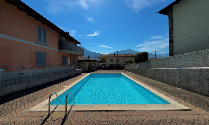 Calozzo Apartment | Pianello Charming Lake View, Pianello del Lario, Italy