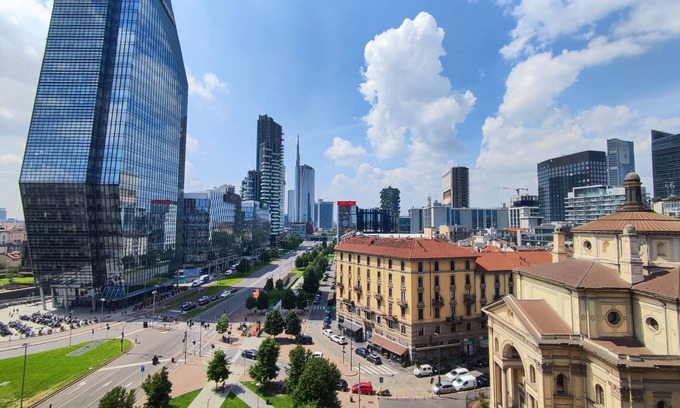 Varesine Apartment | Repubblica City View by Interhome