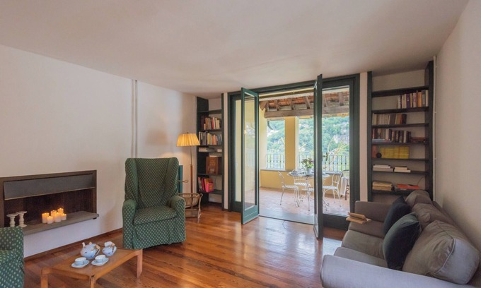 Laglio Apartment | Residenza Regina - Three Bedroom Apartment, Sleeps 5
