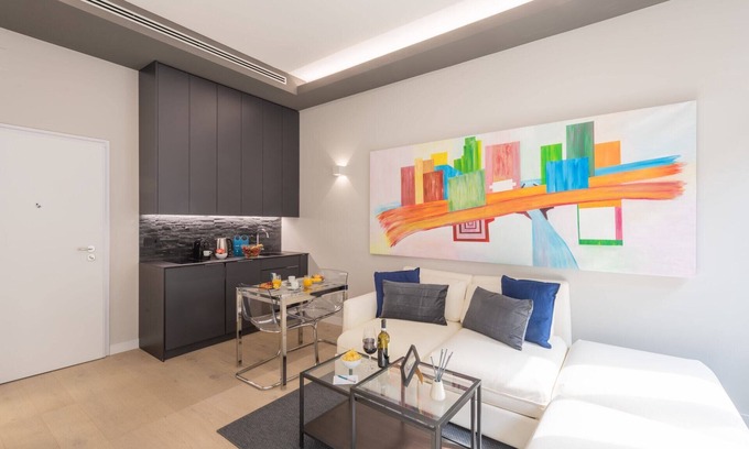 Milan Centre Apartment | Sweett | Duomo 2B - One Bedroom Apartment, Sleeps 3