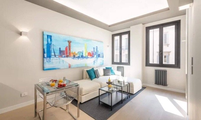 Milan Centre Apartment | Sweett | Duomo III - One Bedroom Apartment, Sleeps 3