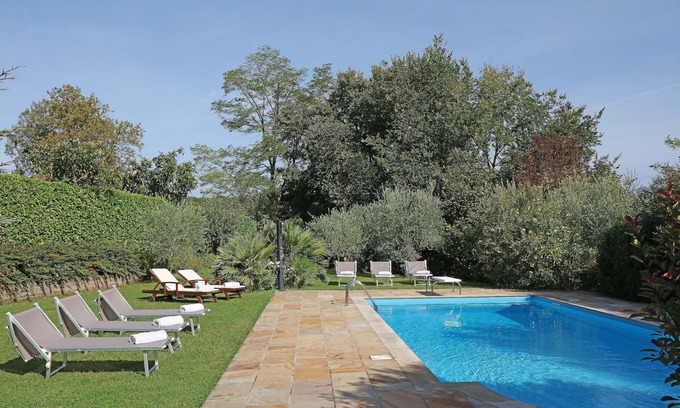 Polpenazze del Garda Villa | Villa Girasole - Four Bedroom Villa, Sleeps 10