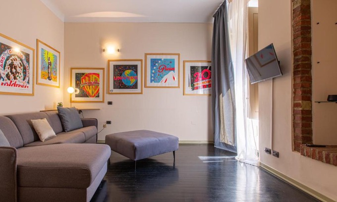 Magenta Apartment | Vincenzo Monti Apartment