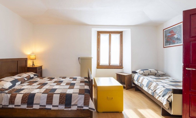 Villa di Tirano House | Wonderful private villa for 7 guests with WIFI, A/C, TV, patio and pets allowed