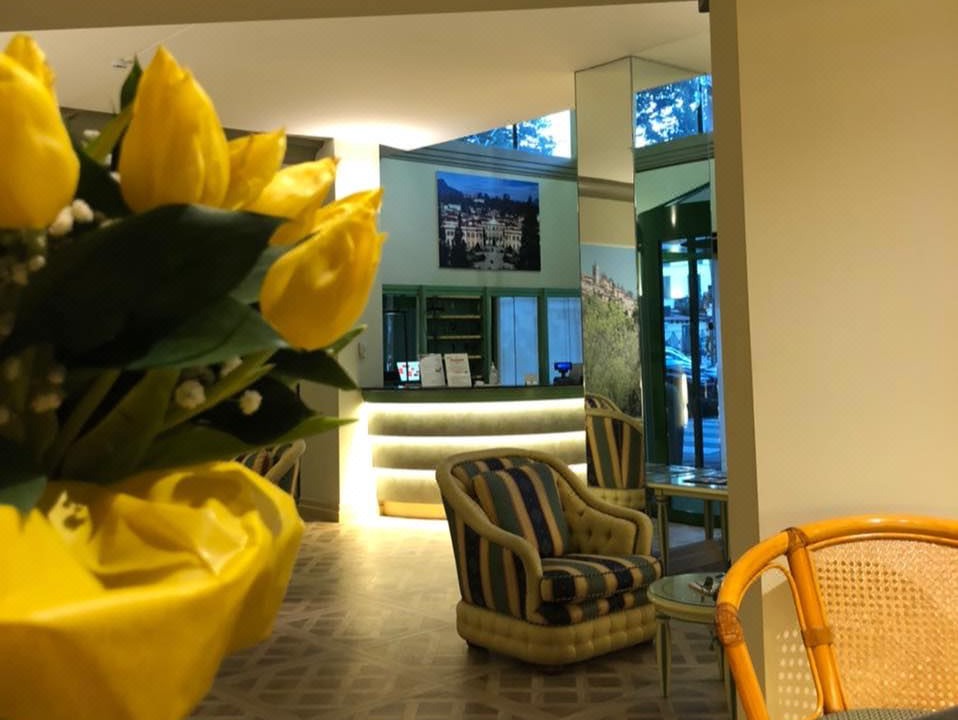 Photo of Livingroom in Downtown